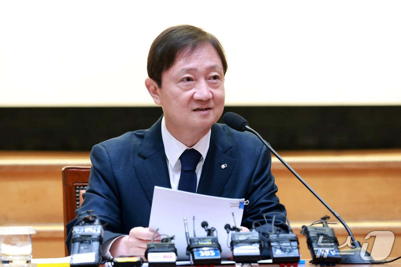 이찬진 금융감독원장이 1일 서울 여의도 금감원 본원에서 열린 출입기자단 간담회에서 발언하고 있다. &#40;금감원 제공.&#41; 