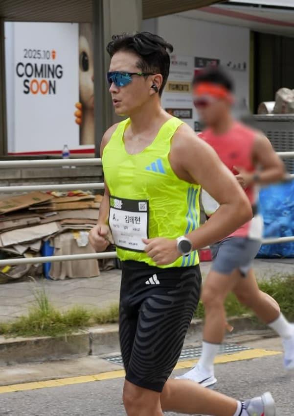 본문 이미지 - 배우 진태현 인스타그램