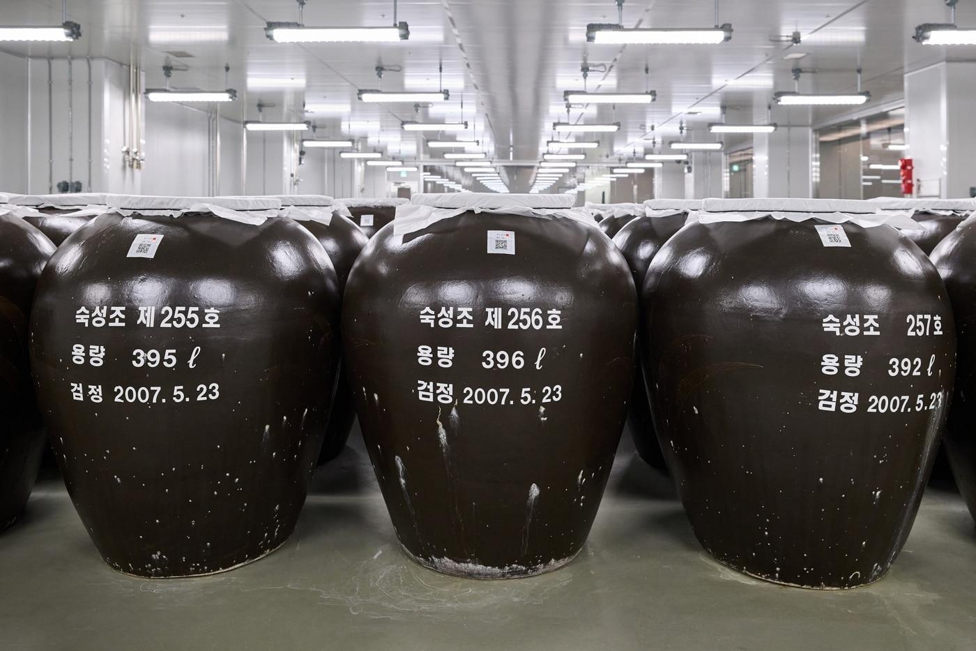 경기도 여주시 화요 2공장의 숙성 공정.&#40;화요 제공&#41;