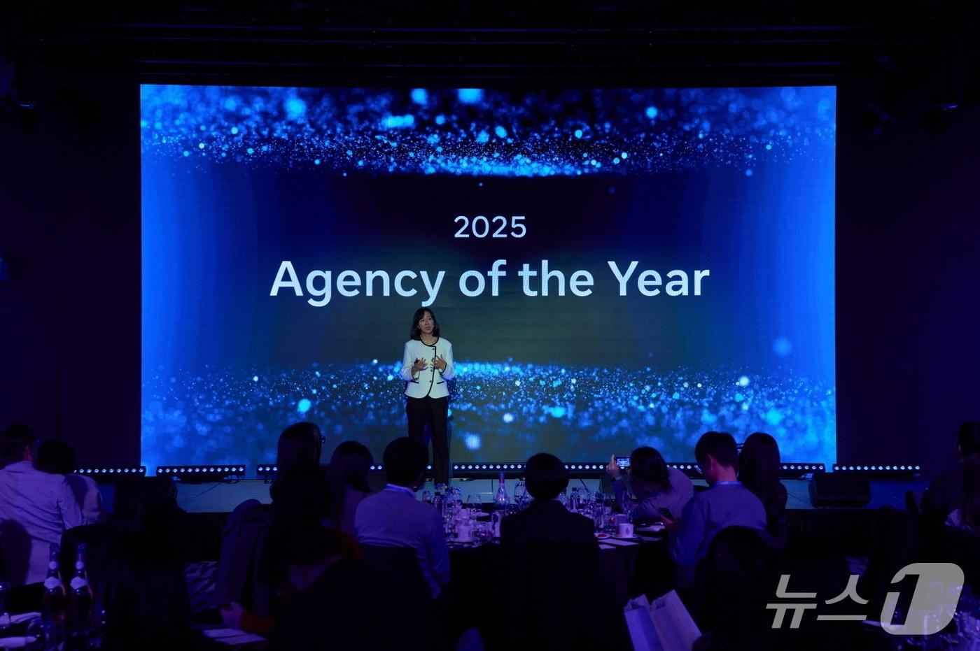 김보영 메타코리아 에이전시 파트너 총괄이 9일 열린 메타 에이전시 퍼스트 어워즈 2025에서 발언하고 있다.&#40;메타 제공&#41;