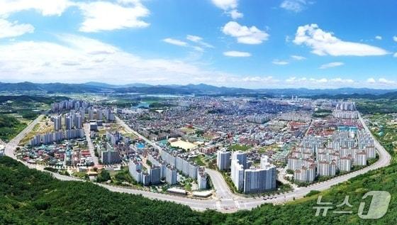 본문 이미지 - 충주시 전경.&#40;자료사진&#41;/뉴스1