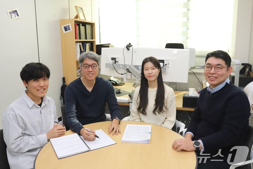 본문 이미지 - 한국생명공학연구원 바이오나노연구센터 공동연구팀&#40;생명연 제공&#41; /뉴스1