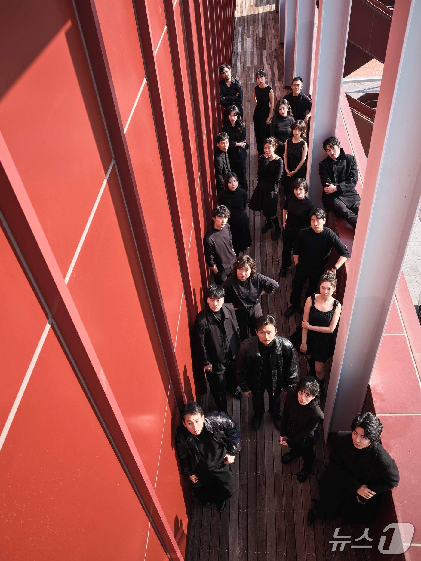 본문 이미지 - 국립청년극단 &#39;미녀와 야수&#39;