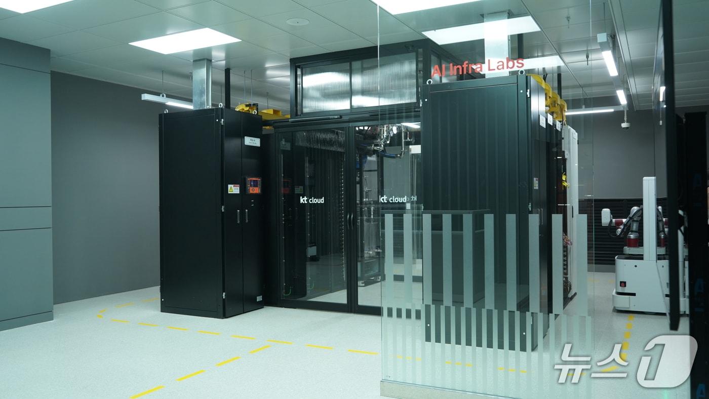 KT 클라우드의 AI 이노베이션센터에 자리한 &#39;AI 인프라 랩스&#39;