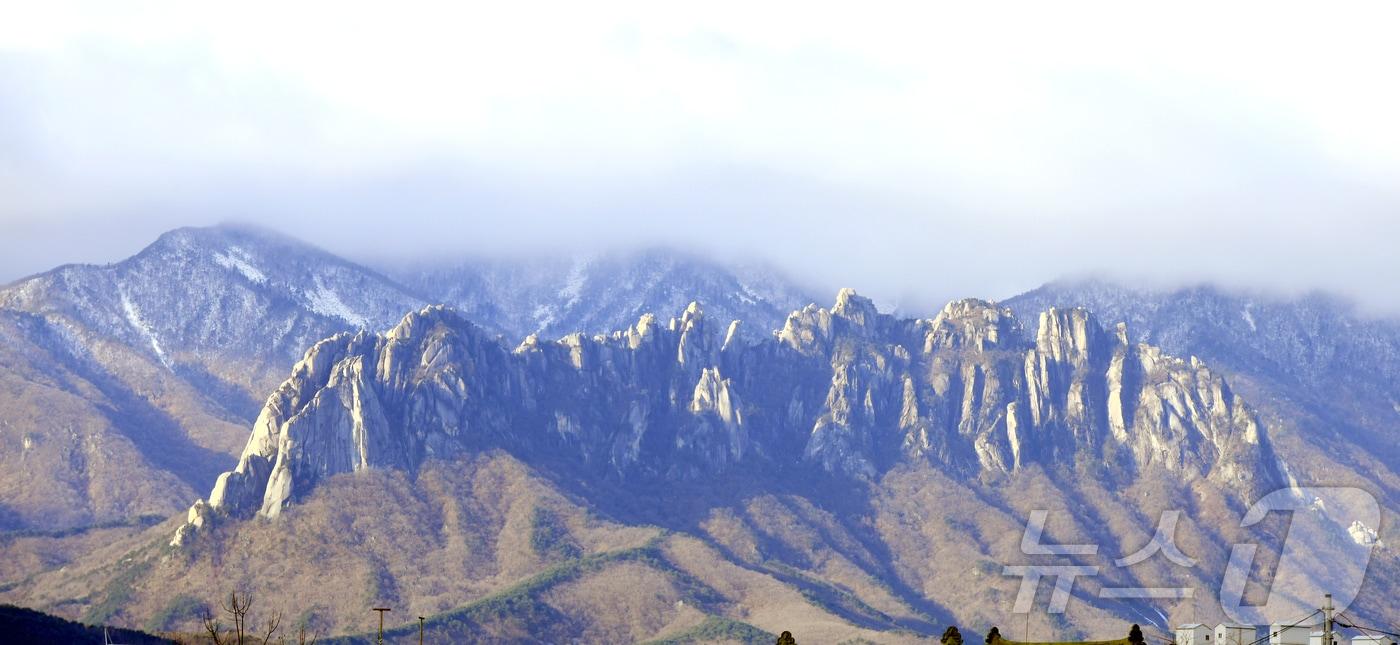 설악산 능선에 쌓인 눈.&#40;자료사진&#41;/뉴스1 DB