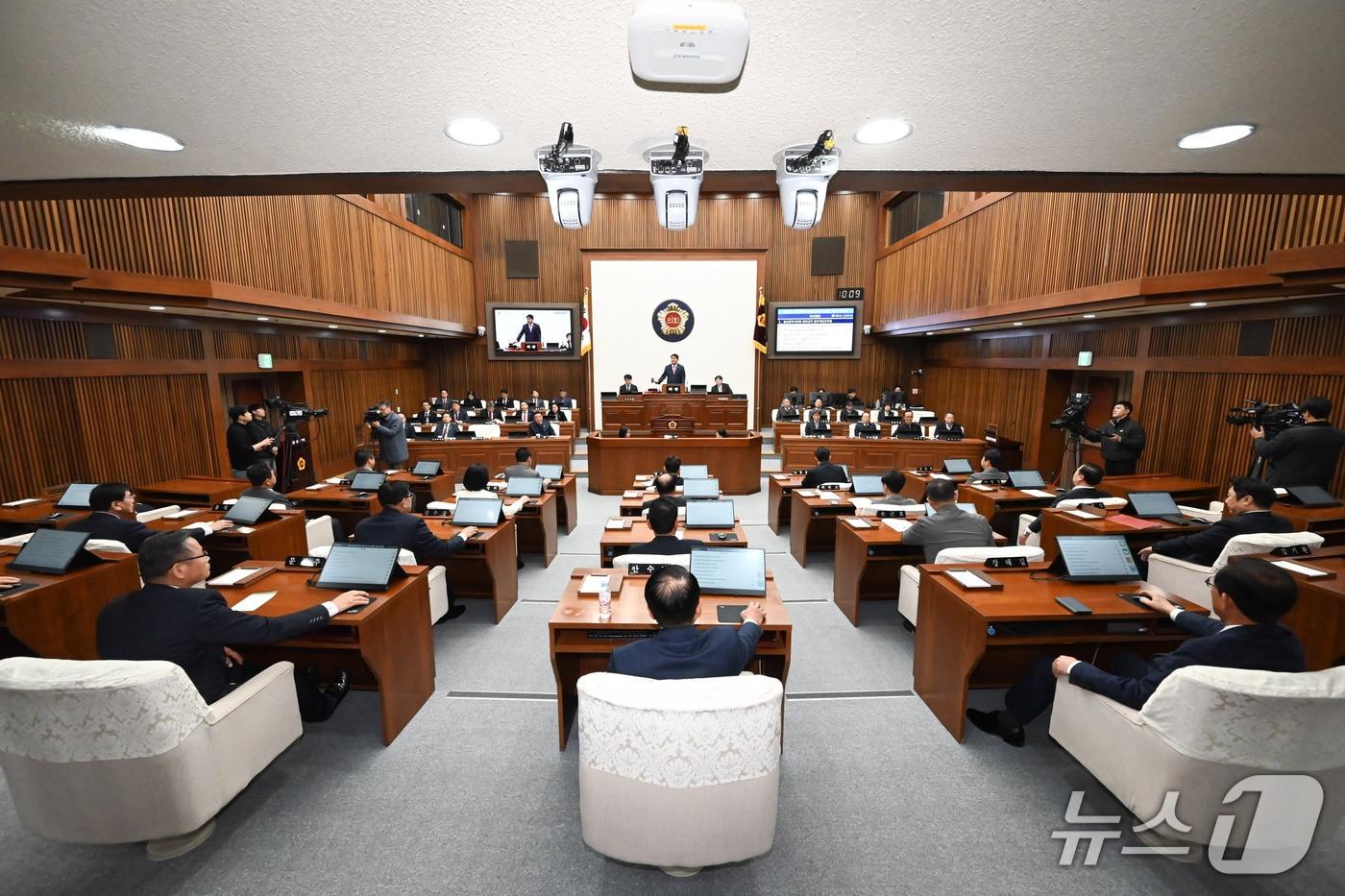 본문 이미지 - 울산시의회는 12일 본회의장에서 제260회 제2차 정례회 제3차 본회의를 열고 있다.(울산시의회 제공. 재판매 및 DB금지)/뉴스1