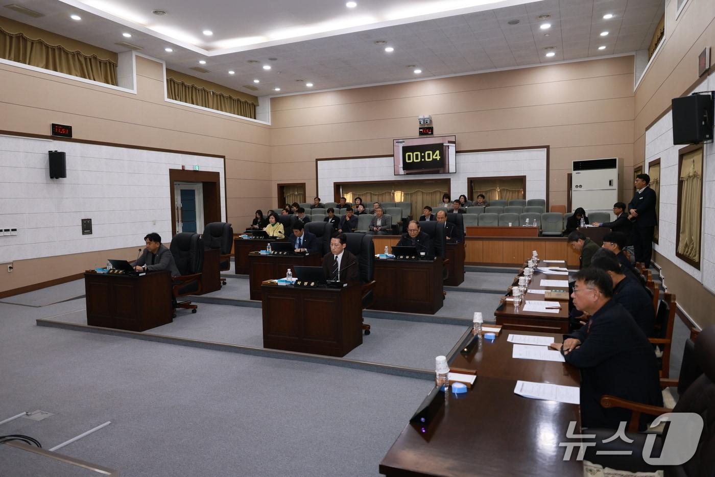 금산군의회 제333회 제2차 정례회  (금산군의회 제공.재판매 및 DB금지)/뉴스1