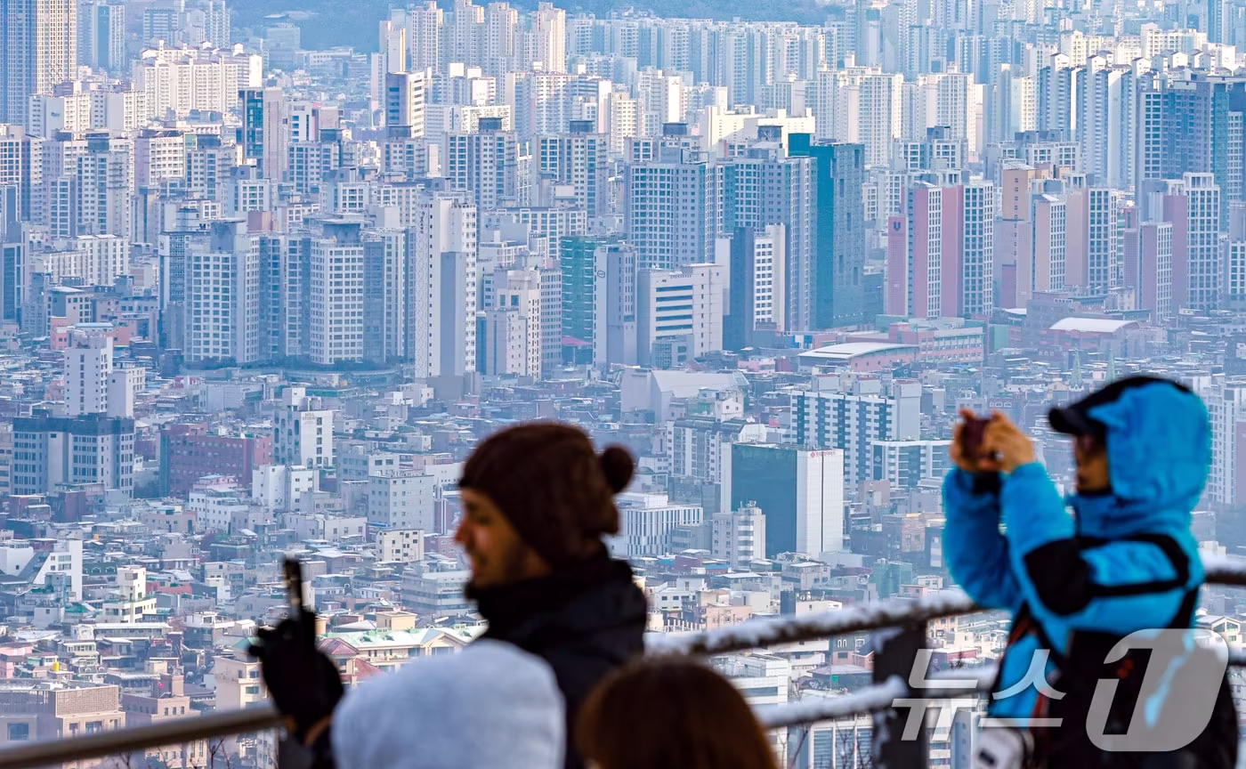 1서울 남산에서 바라본 아파트 단지의 모습. (자료사진)/뉴스1 ⓒ News1 이호윤 기자