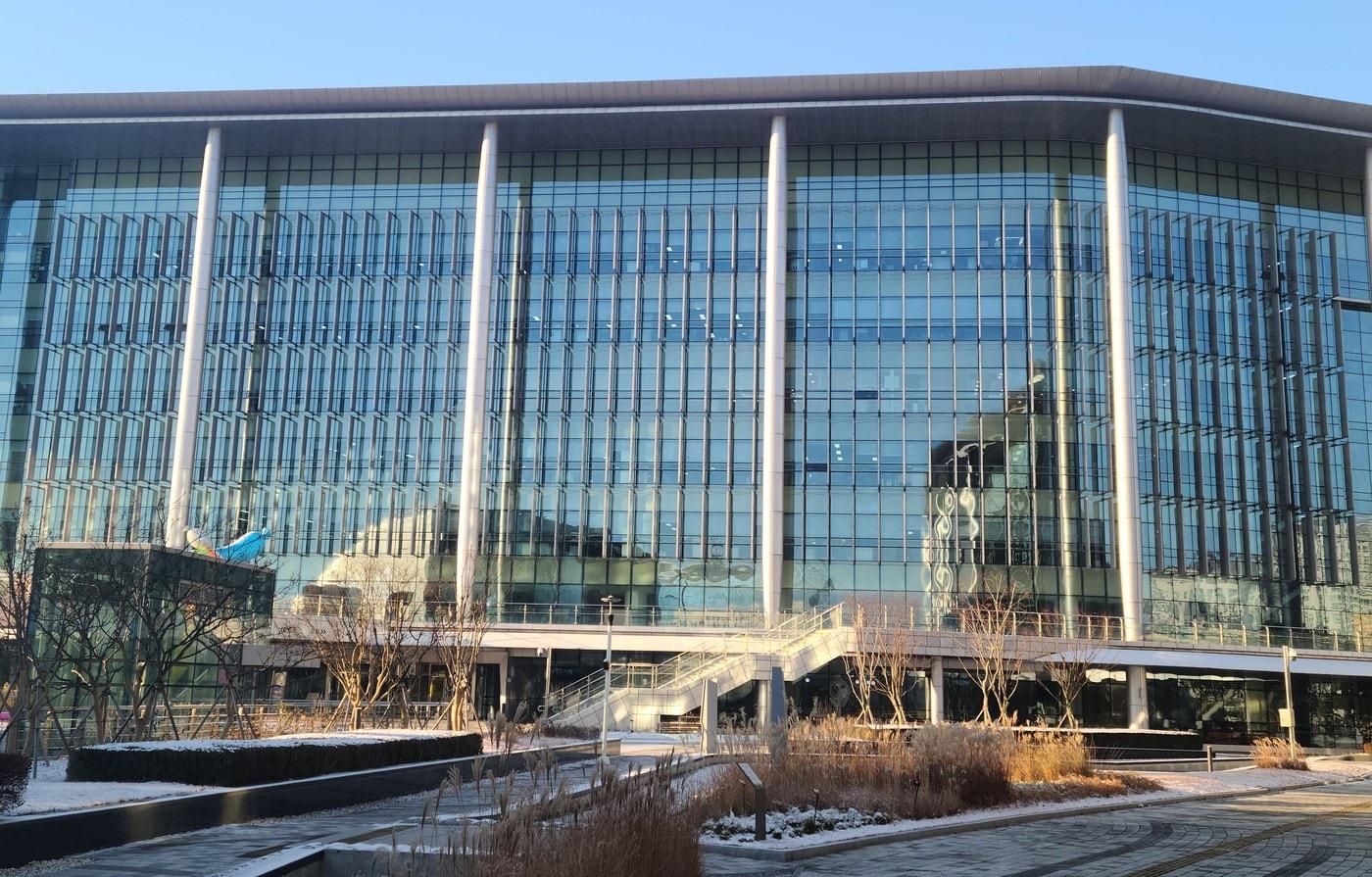 충남도청 본관 전경.(충남도 제공. 재판매 및 DB금지)/뉴스1