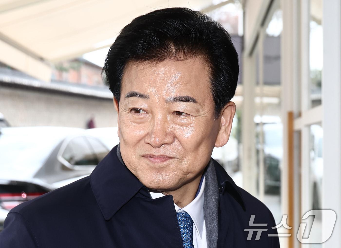 본문 이미지 - 정동영 통일부 장관이 15일 오전 서울 중구 달개비에서 열린 남북관계발전위원회 민간위원 간담회에 참석하고 있다. 2025.12.15/뉴스1 ⓒ News1 김민지 기자