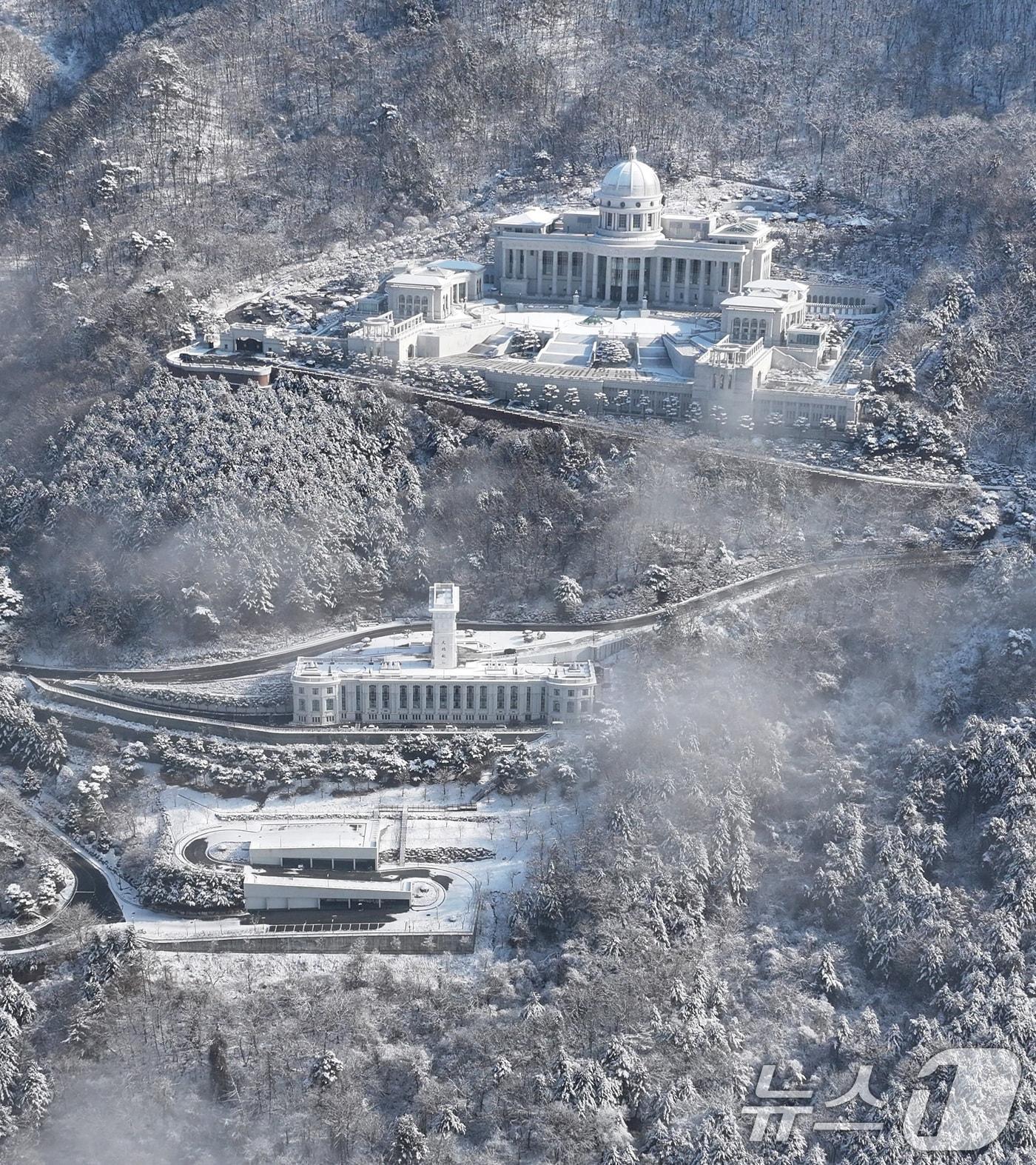 본문 이미지 - 경기 가평 통일교 시설 일대. 2025.12.15/뉴스1 ⓒ News1 구윤성 기자