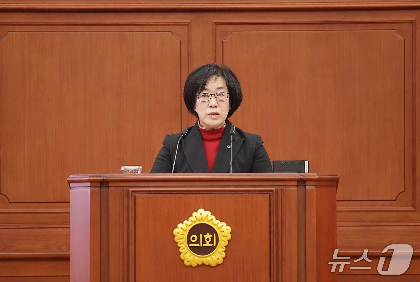 박주화 의원이 15일 오전 본회의장에서 5분자유발언을 통해 충청광역연합의 한계를 지적하고 있다. (시의회 제공) / 뉴스1