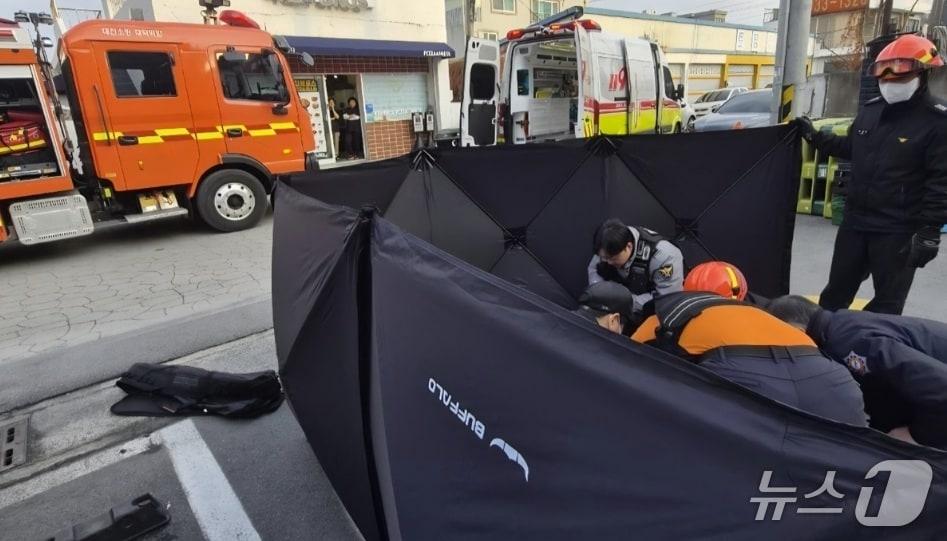 본문 이미지 - 대전 대덕구 교통사고 현장. (대전소방본부 제공, 재판매 및 DB금지) / 뉴스1