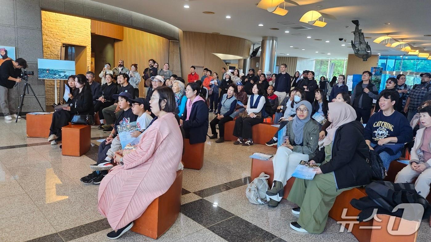 제주 해녀박물관 방문객(제주도 제공)/뉴스1