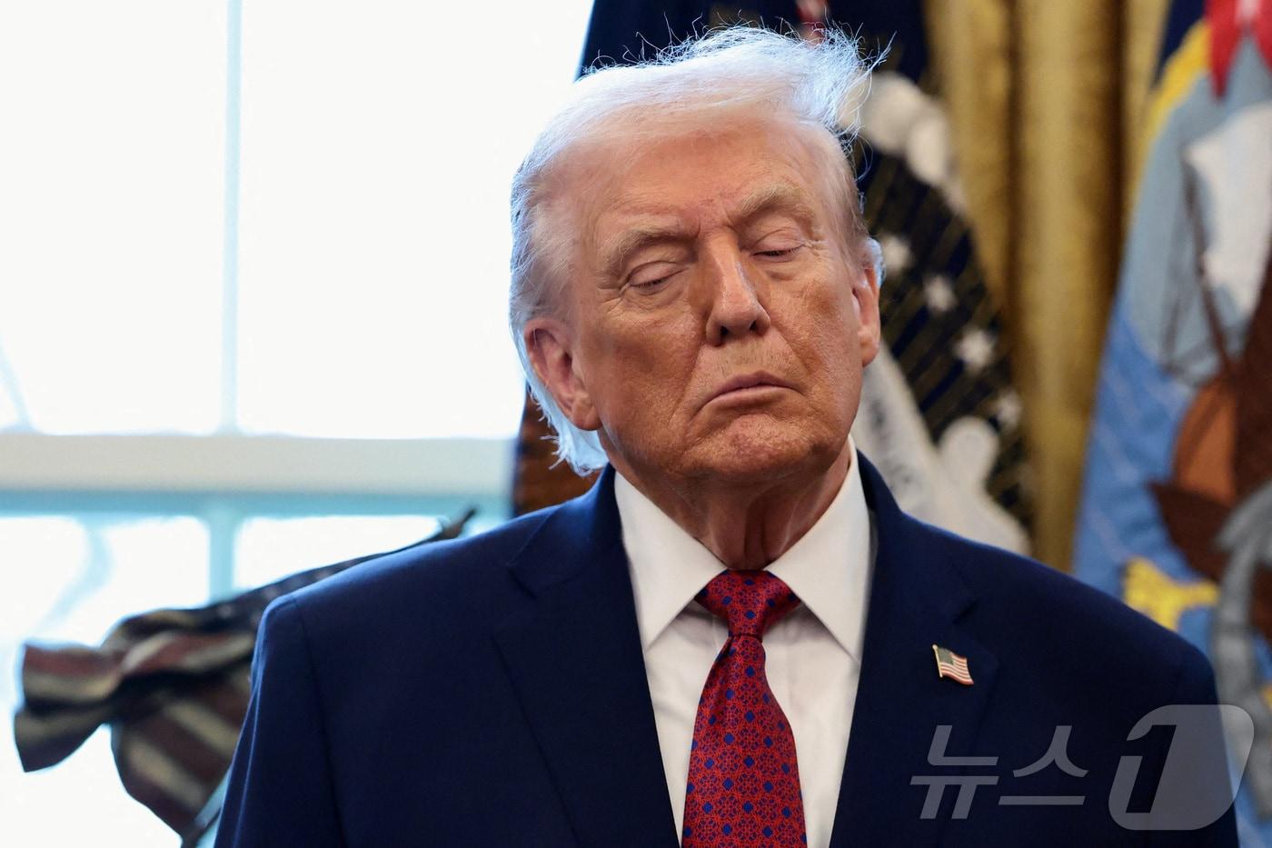 도널드 트럼프 미국 대통령이 15일(현지시간) 워싱턴DC 백악관에서 열린 멕시코 국경 방어 메달 수여식에서 발언하고 있다. 2025.12.15 ⓒ 로이터=뉴스1 ⓒ News1 김경민 기자