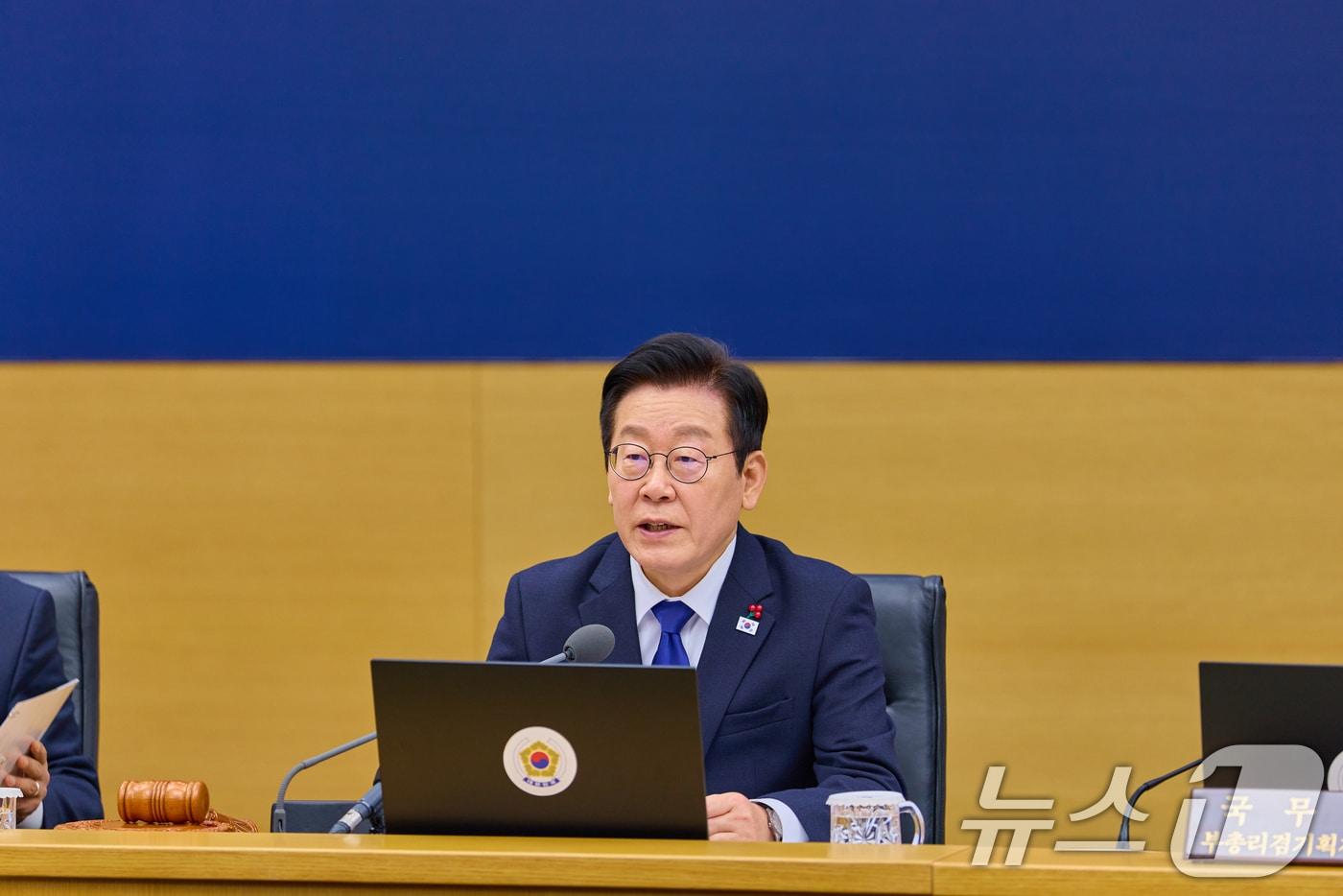 이재명 대통령이 16일 세종시 정부세종청사에서 열린 국무회의에서 발언하고 있다. (대통령실 제공. 재판매 및 DB 금지) 2025.12.16/뉴스1 ⓒ News1 허경 기자