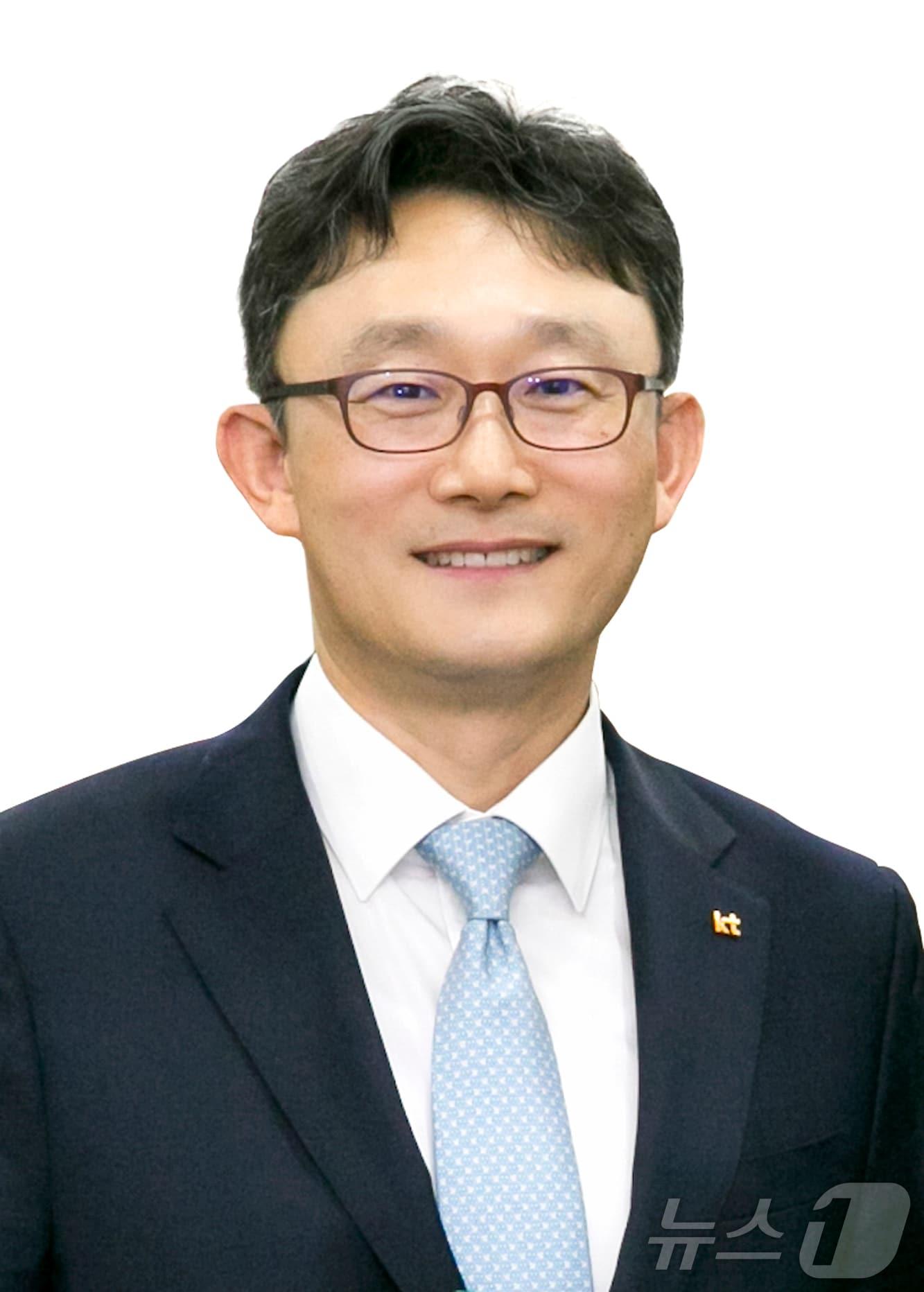 본문 이미지 - 박윤영  KT 신임 대표이사(CEO) . (KT제공. 재판매 및 DB 금지) 2025.12.16 ⓒ 뉴스1
