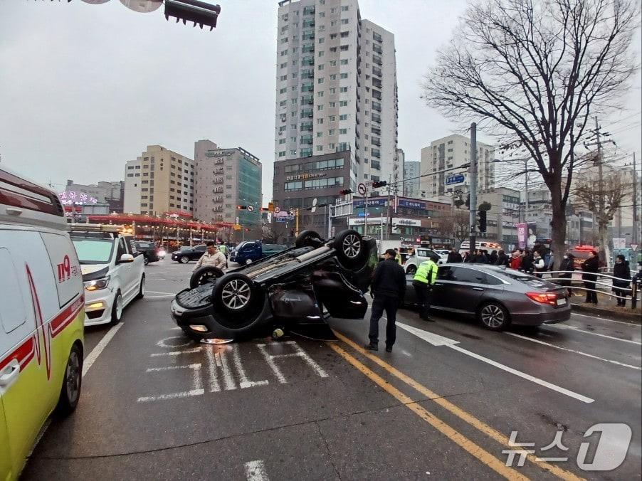 본문 이미지 - 사고현장(인천소방본부 제공/뉴스1)