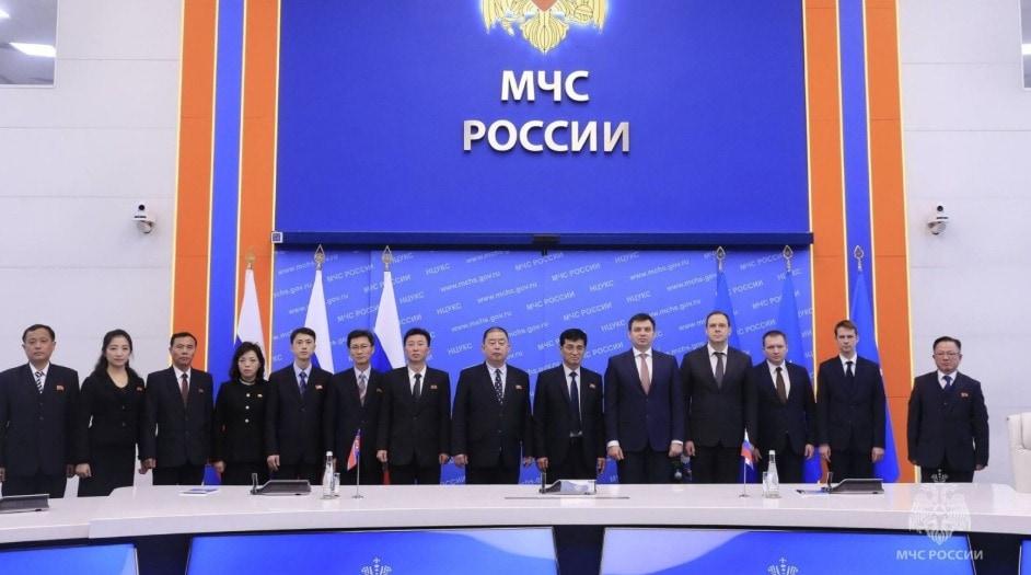 본문 이미지 - 북한 재해방지성과 러시아 비상사태부 관계자들의 회담 사진.(러시아 비상사태부 보도자료, NK뉴스 갈무리)