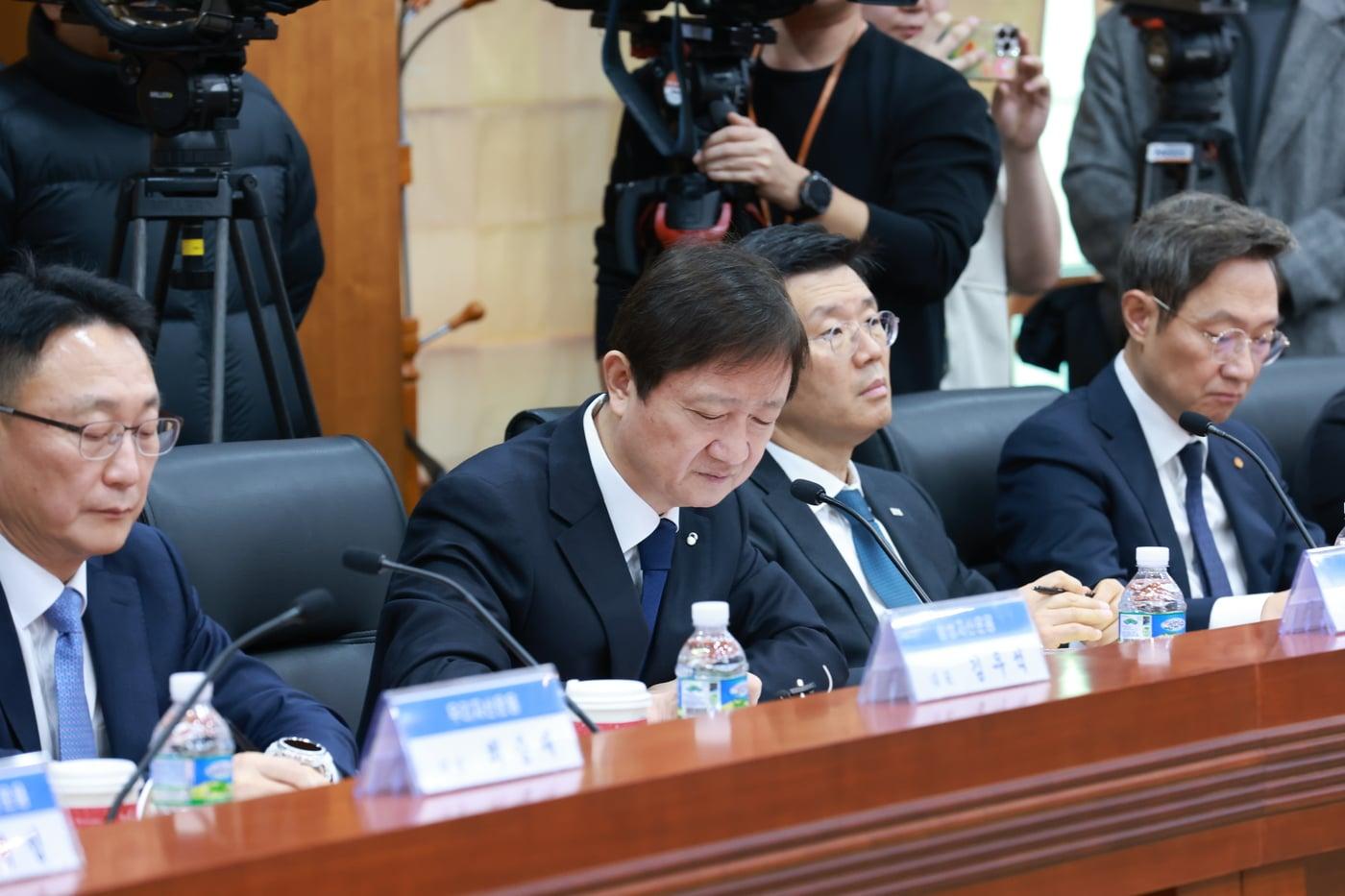  17일 금융투자협회 대회의실에서 열린 '자산운용사 최고경영자(CEO) 간담회'에서 이찬진 금융감독원장이 모두발언을 하고 있다. (금감원 제공)