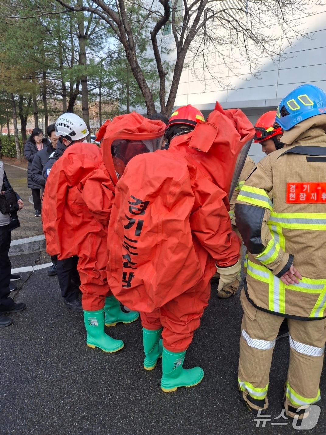 본문 이미지 - 사고 현장. (경기도소방재난본부 제공. 재판매 및 DB 금지) 2025.12.17/뉴스1