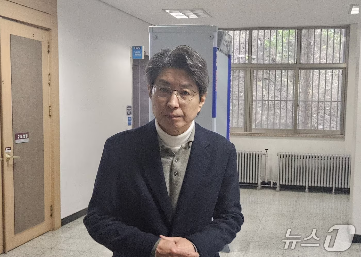 17일 오전 정장수 전 대구시 경제부시장이 법정을 나서고 있다.(독자 제공. 재판매 및 DB금지)