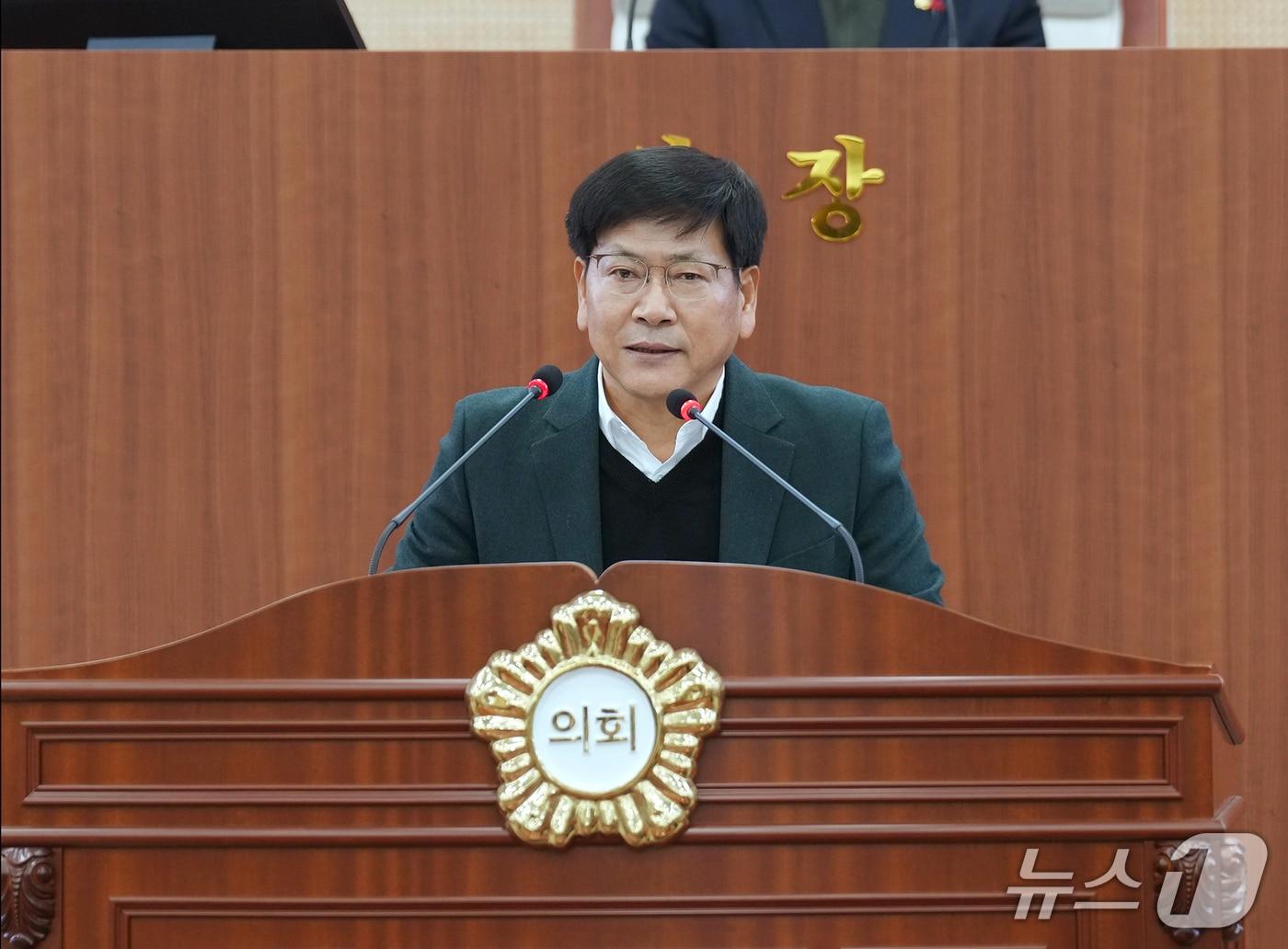 본문 이미지 - 5분 발언하는 전남수 아산시의원.(아산시의회 제공. 재판매 및 DB금지)