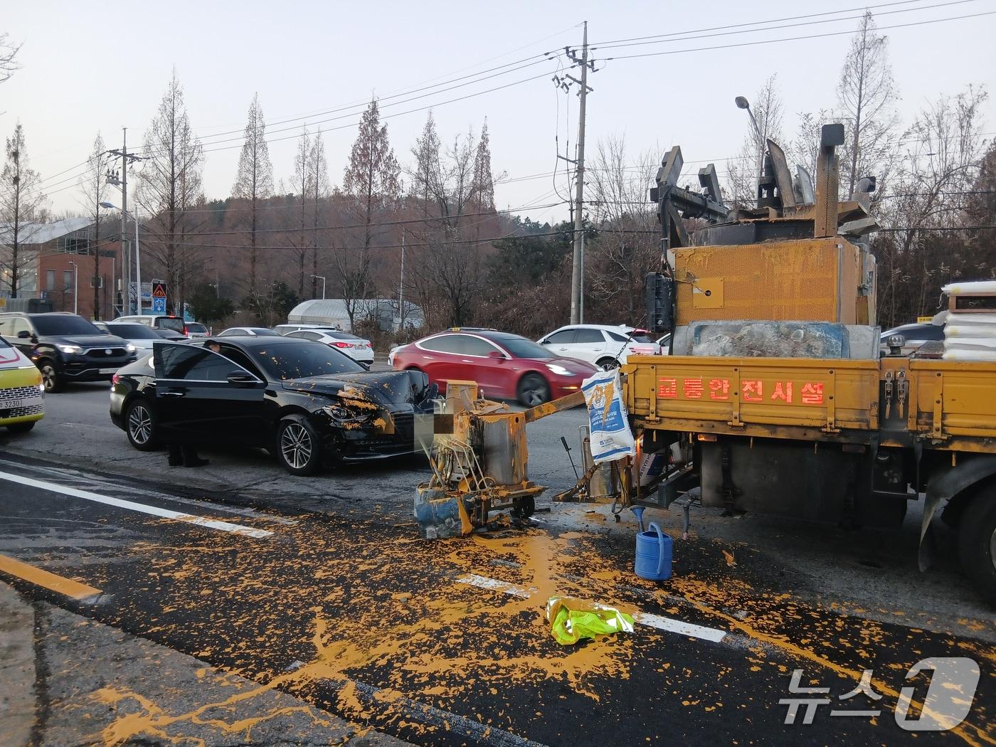 본문 이미지 - 사고 현장 모습.(전북소방 제공. 재판매 및 DB 금지)