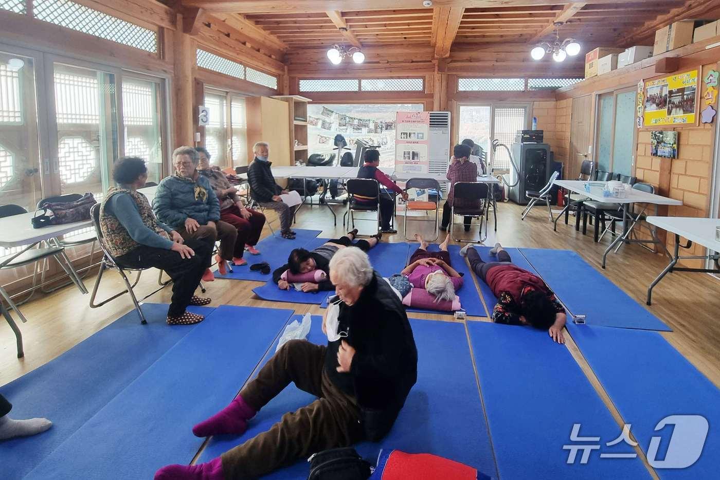 함양군보건소의 ‘2025년 찾아가는 한의과 순회진료 사업' 장면(함양군 제공. 재판매 및 DB금지).