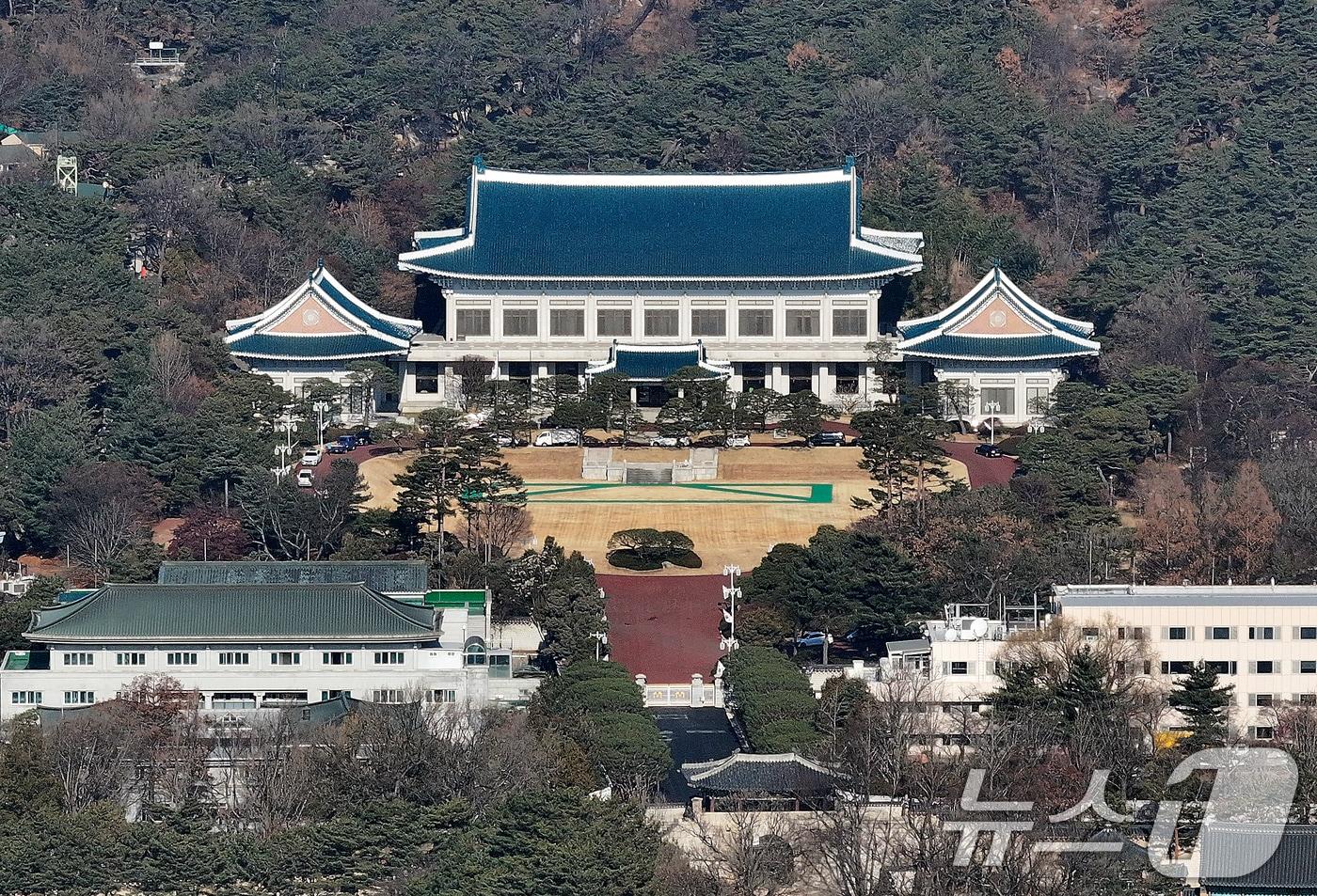 본문 이미지 - 서울 종로구 청와대의 모습.ⓒ 뉴스1 이호윤 기자