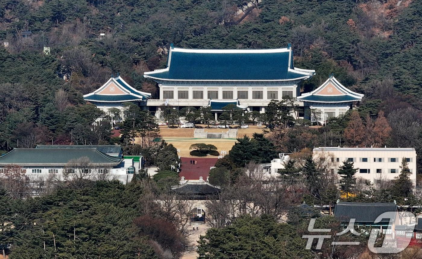 본문 이미지 - 서울 종로구 청와대의 모습. 2025.12.18 ⓒ 뉴스1 이호윤 기자