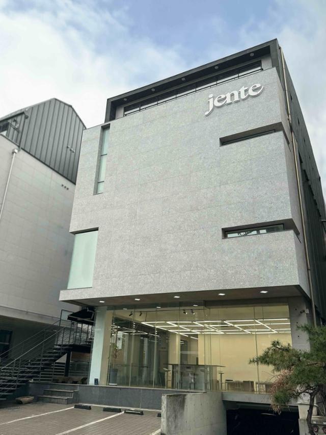 본문 이미지 - 젠테 사옥 전경.(젠테제공)