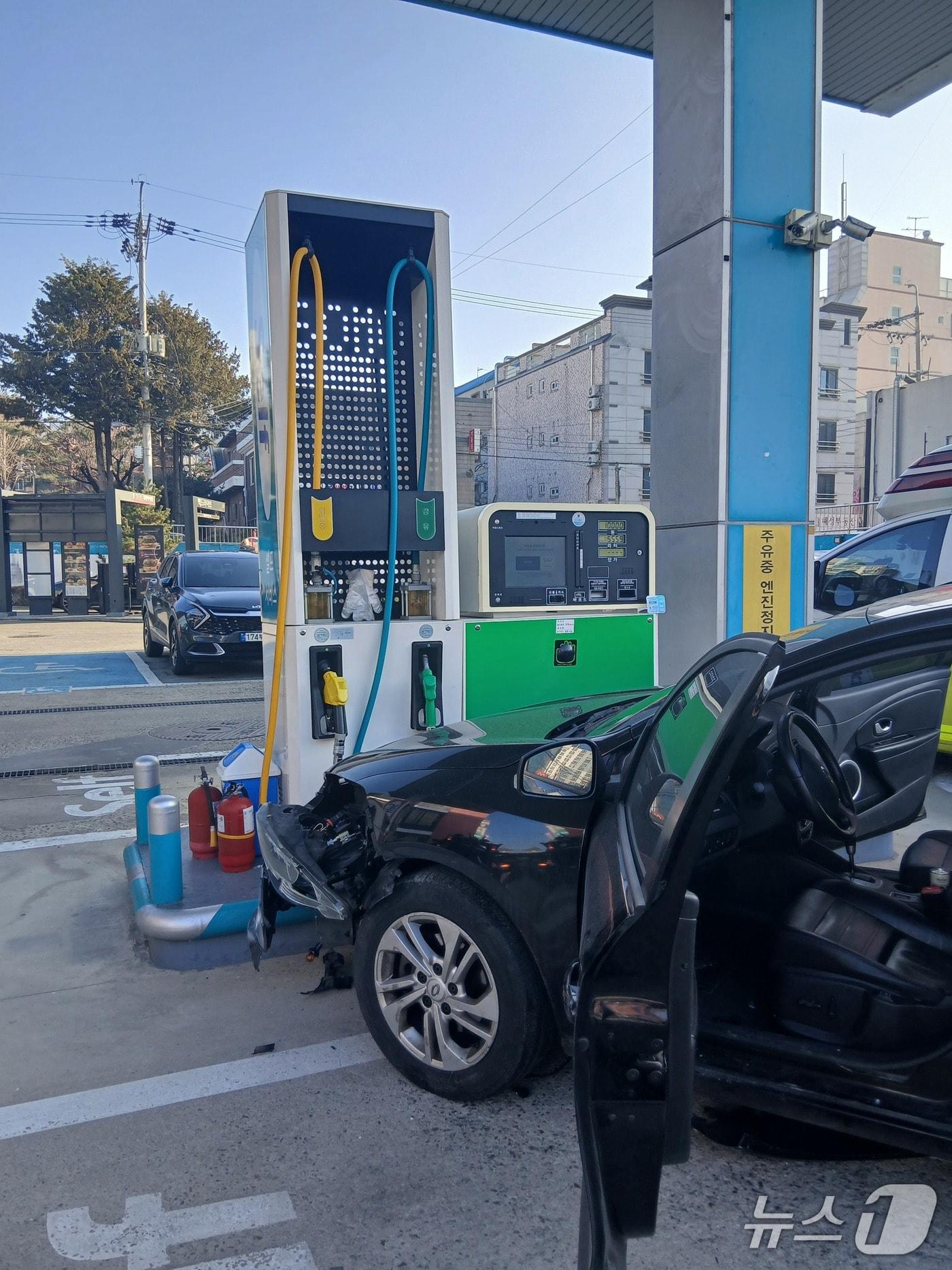 본문 이미지 - 사고 현장 모습.(청주동부소방서 제공. 재판매 및 DB금지).뉴스1