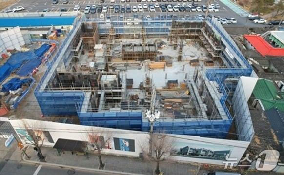 본문 이미지 - 한국반도체교육원 건립산업 현장 자료 사진. (원주시 제공. 재판매 및 DB금지) 2025.12.18/뉴스1