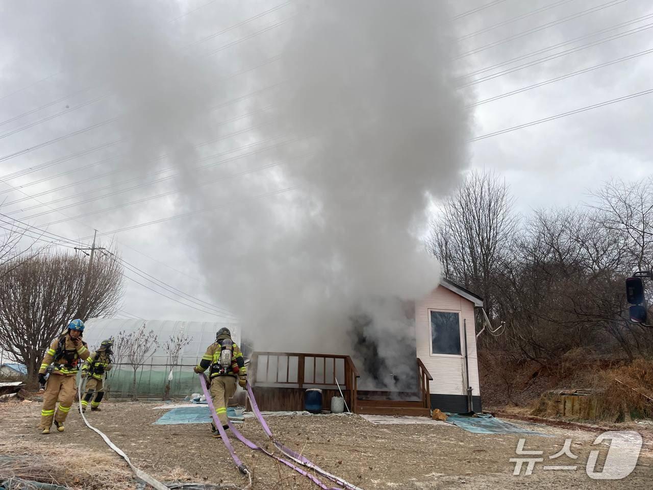 본문 이미지 - 화재 현장. (경기도소방재난본부 제공. 재판매 및 DB 금지) 2025.12.19/뉴스1