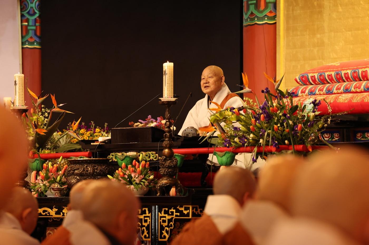 대한불교조계종 종정 중봉 성파 대종사