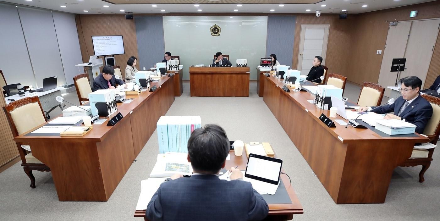충남도의회 보건복지환경위원회 운영 모습.(충남도의회 제공. 재판매 및 DB금지)/뉴스1