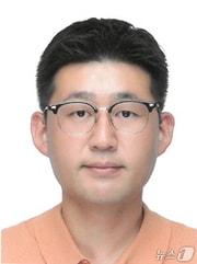 본문 이미지 - 7회 동오 농업과학기술인상 받은 박석중 충북 괴산군 농업기술센터 소득작목팀장/뉴스1