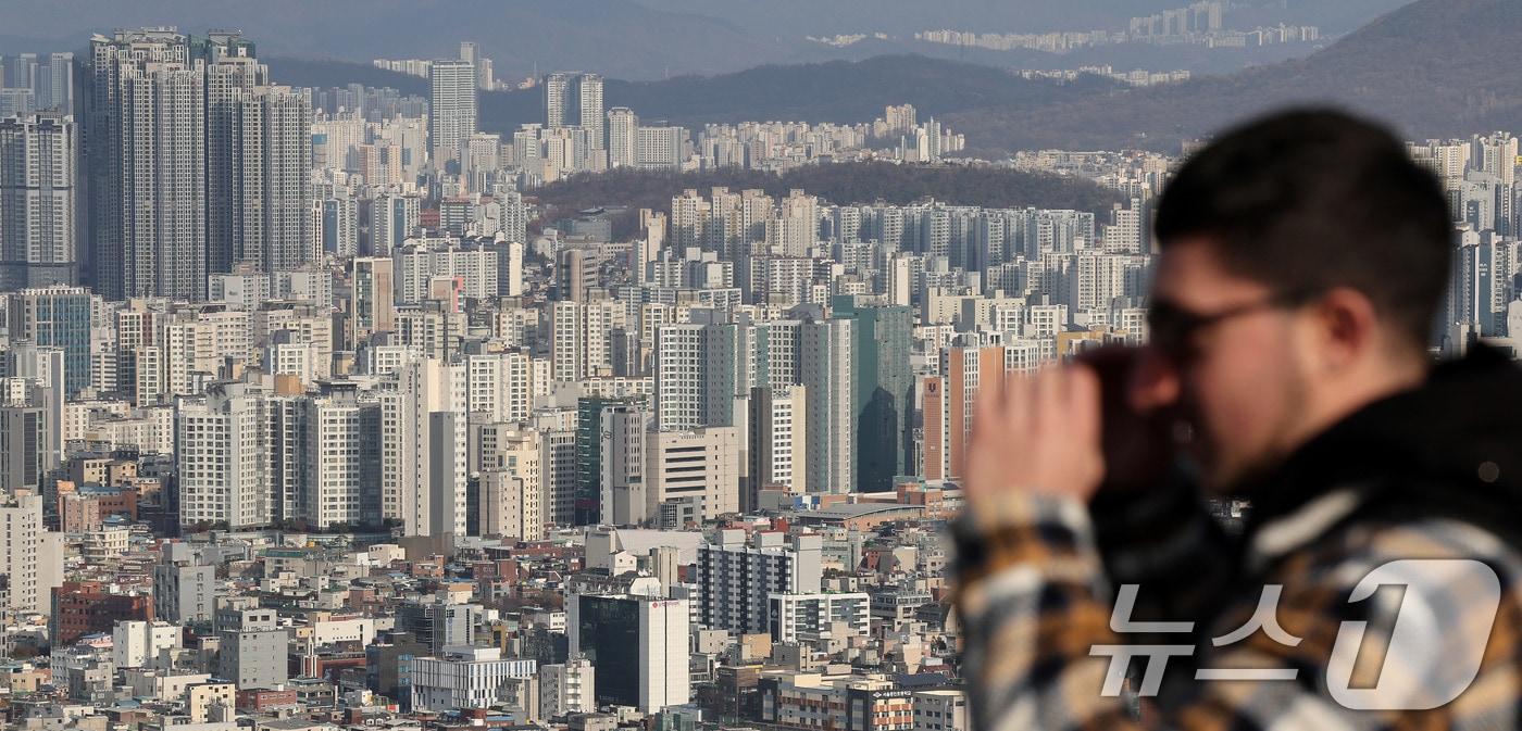 서울 남산에서 바라본 아파트 단지 모습. 2025.12.2/뉴스1 ⓒ News1 박지혜 기자