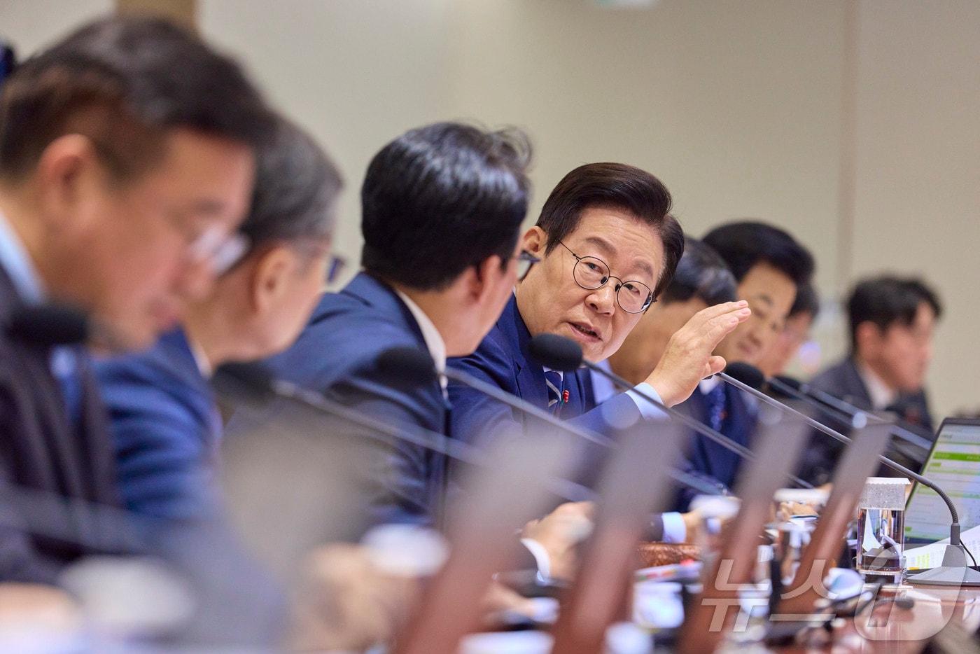 이재명 대통령이 2일 서울 용산 대통령실 청사에서 열린 국무회의에서 발언하고 있다. &#40;대통령실 제공. 재판매 및 DB 금지&#41; 2025.12.2/뉴스1 ⓒ News1 이재명 기자