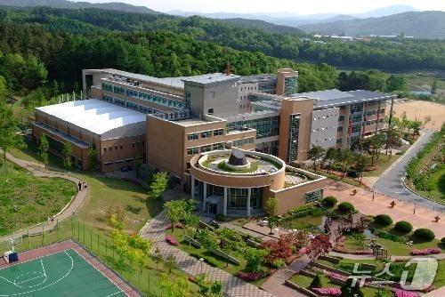 본문 이미지 - 용인외대부고 전경.