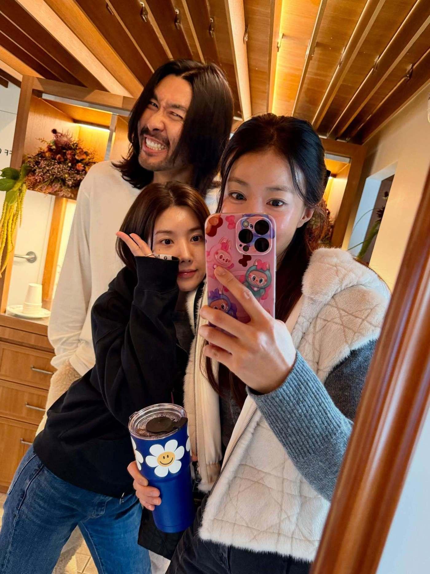 본문 이미지 - 노홍철, 권은비, 이시영(왼쪽부터, 이시영 SNS)