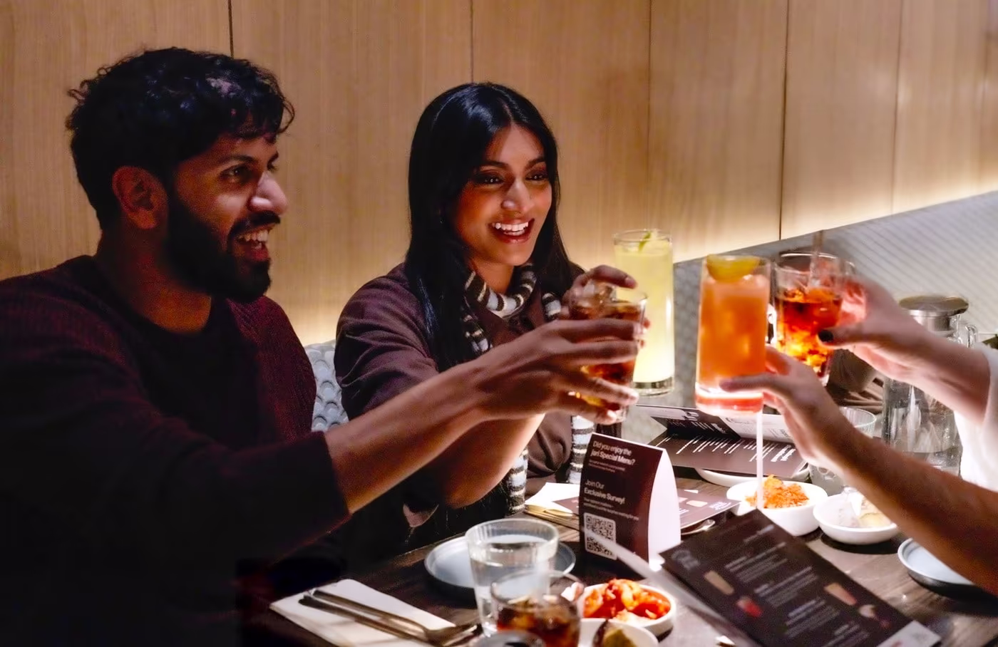 미국 뉴욕 맨해튼에 위치한 호족반에서 현지 소비자들이 전통주 칵테일을 즐기는 모습.(CJ제일제당 제공). 