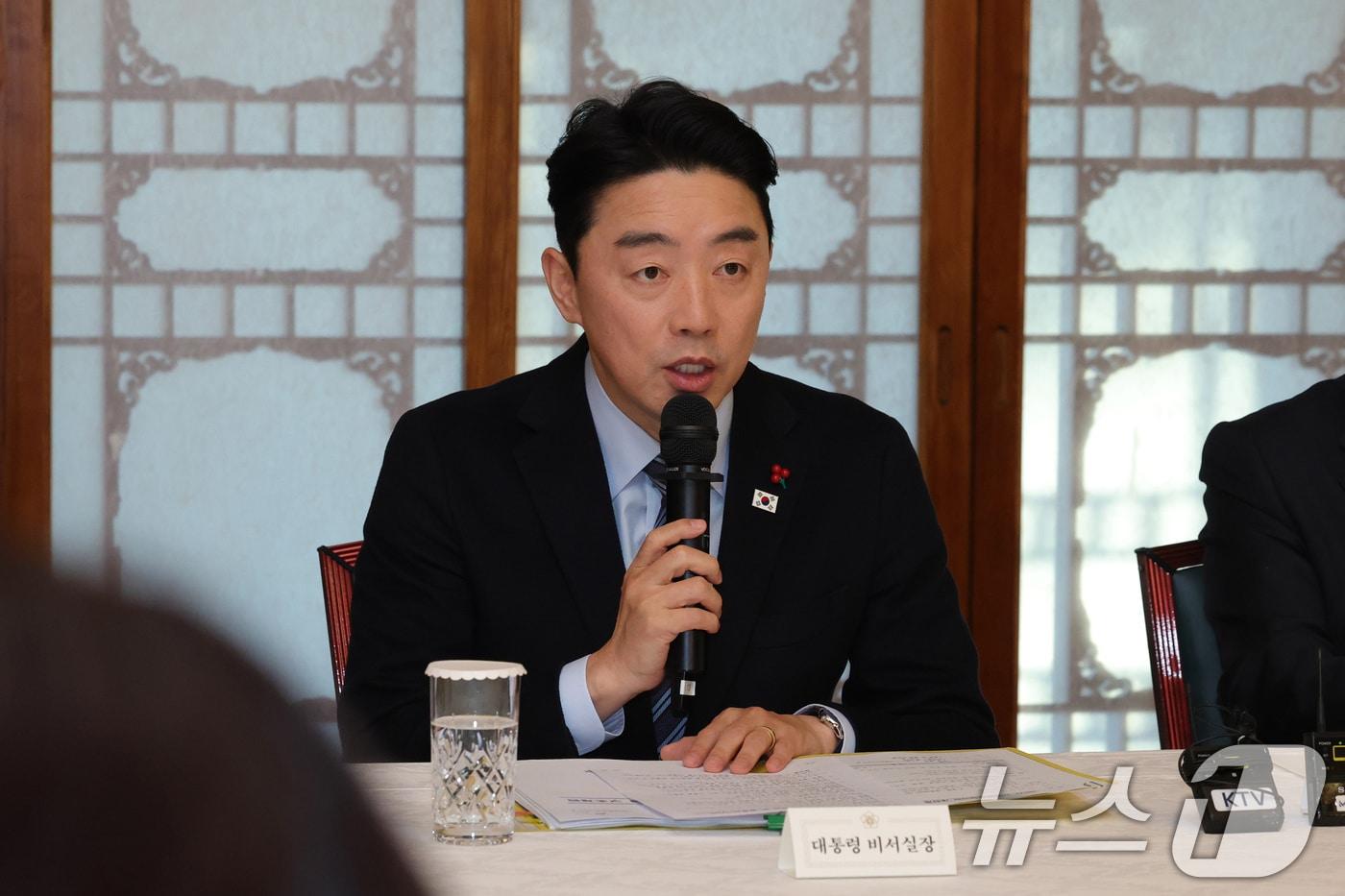 강훈식 대통령 비서실장이 21일 서울 종로구 국무총리공관에서 열린 제5차 고위당정협의회에서 발언하고 있다. (공동취재) 2025.12.21/뉴스1 ⓒ News1 장수영 기자