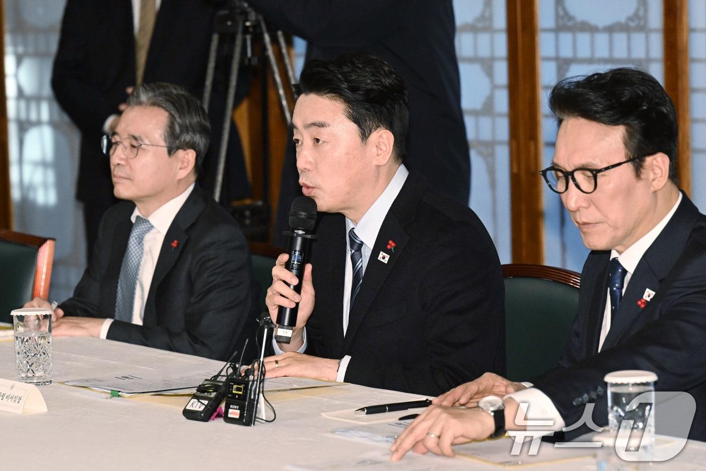 강훈식 대통령 비서실장이 21일 서울 종로구 국무총리공관에서 열린 제5차 고위당정협의회에서 발언하고 있다. (공동취재) 2025.12.21/뉴스1 ⓒ News1 장수영 기자