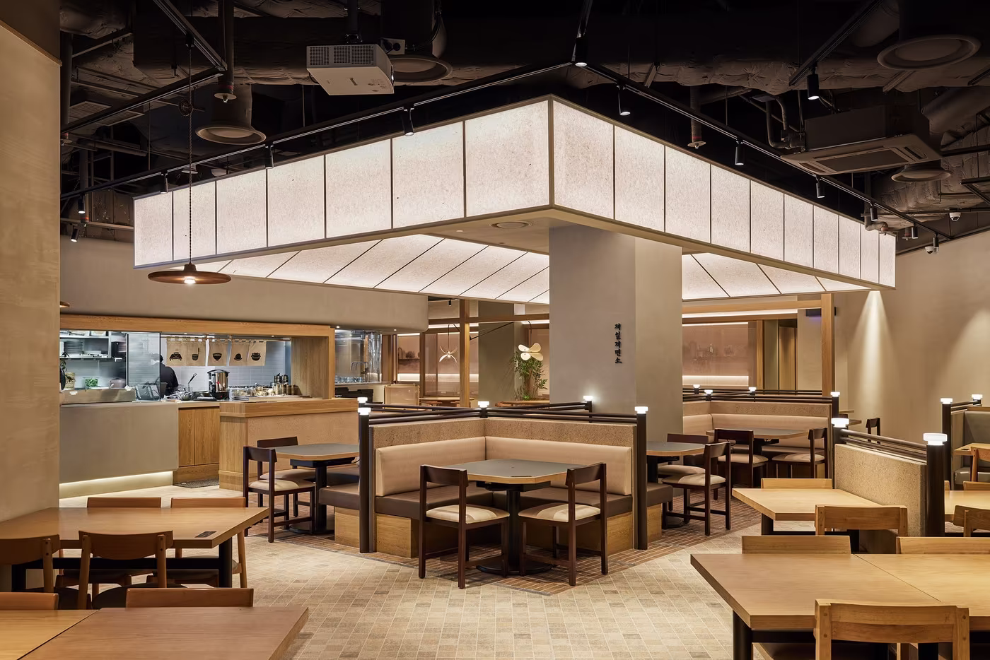 제일제면소가 여의도IFC몰에 리뉴얼 오픈했다.(CJ푸드빌 제공)