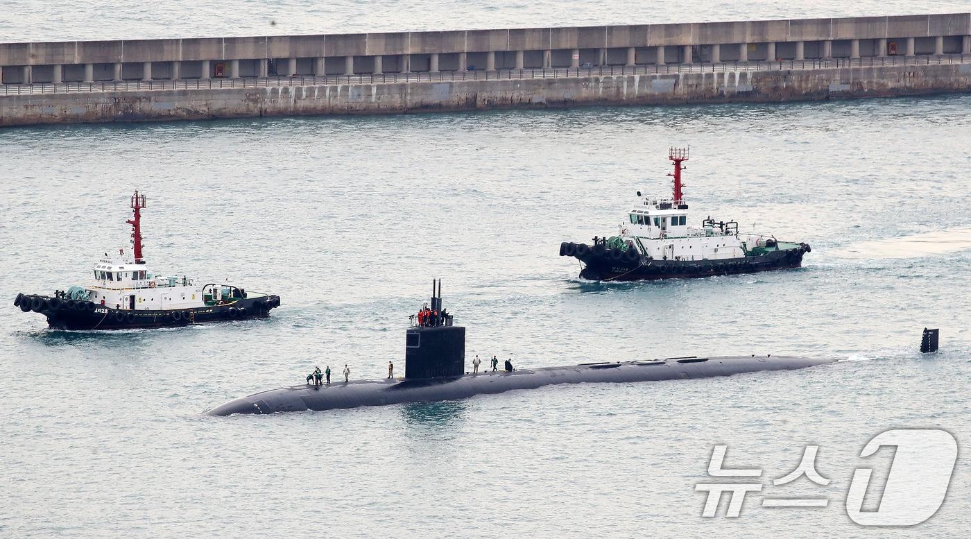 본문 이미지 - 미국 해군 로스엔젤레스급 핵추진 잠수함 '그린빌함'(SSN-772·6900톤급). 2025.12.23 ⓒ 뉴스1 윤일지 기자