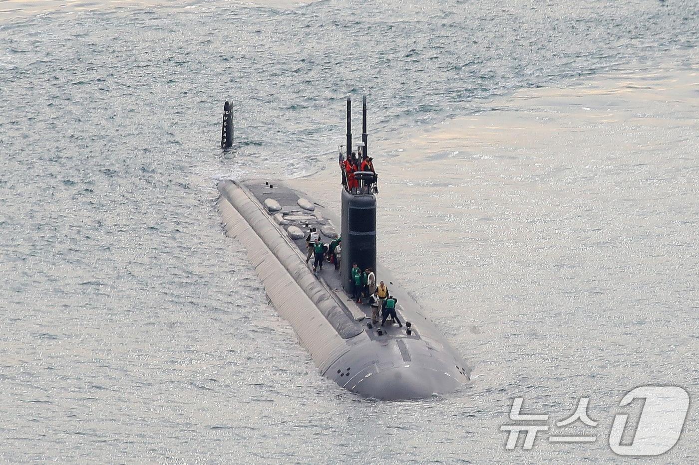 본문 이미지 - 미국 해군 로스엔젤레스급 핵추진 잠수함 '그린빌함'(SSN-772·6900톤급) 자료사진. 2025.12.23/뉴스1 ⓒ News1