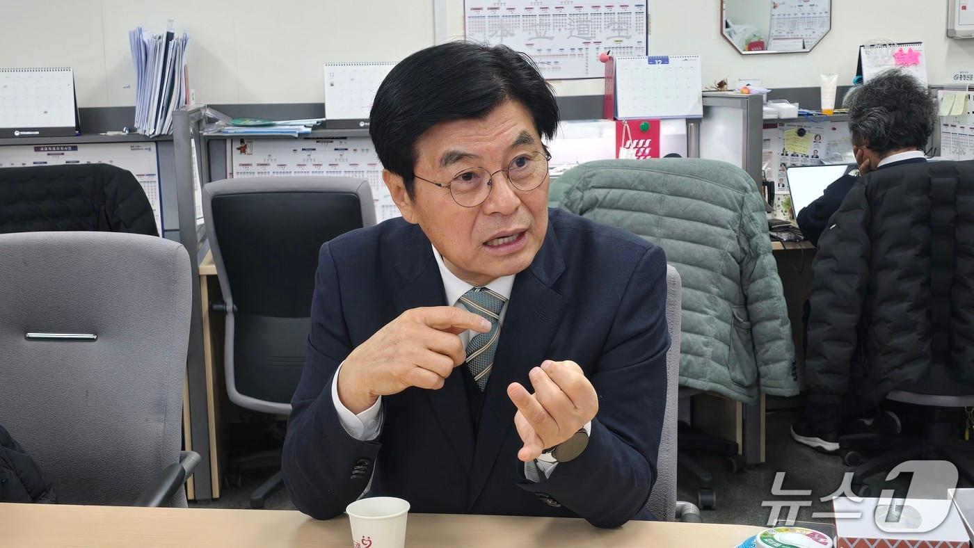 내년 지방선거 출마 의사를 밝히는 이춘희 전 세종시장. / 뉴스1