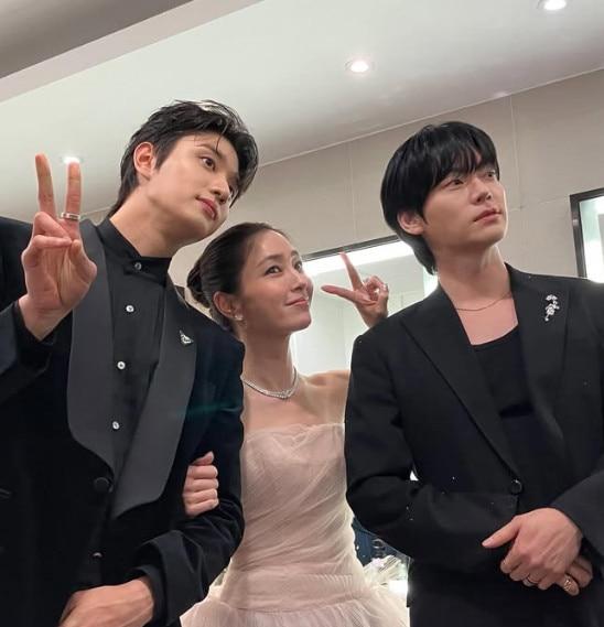 본문 이미지 - 배우 이민정 인스타그램